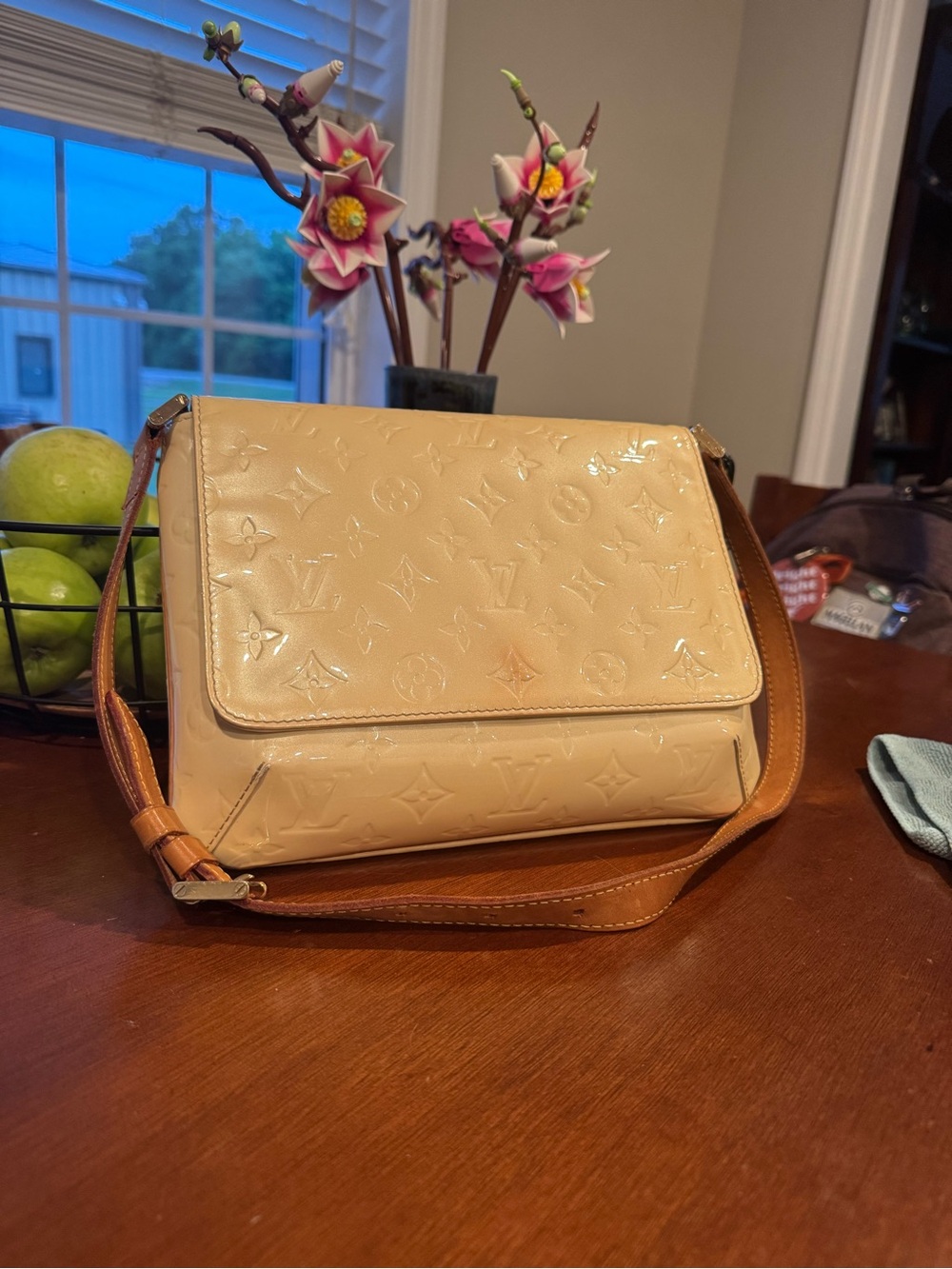 Louis Vuitton Monogram Vernis Thompson Street Shoulder Bag